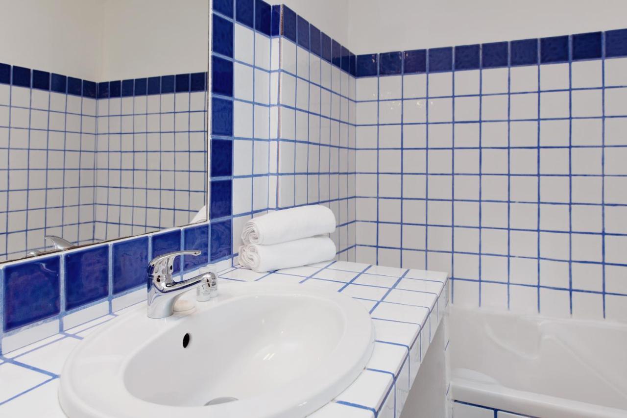 Coq Hotel Cogolin Kültér fotó