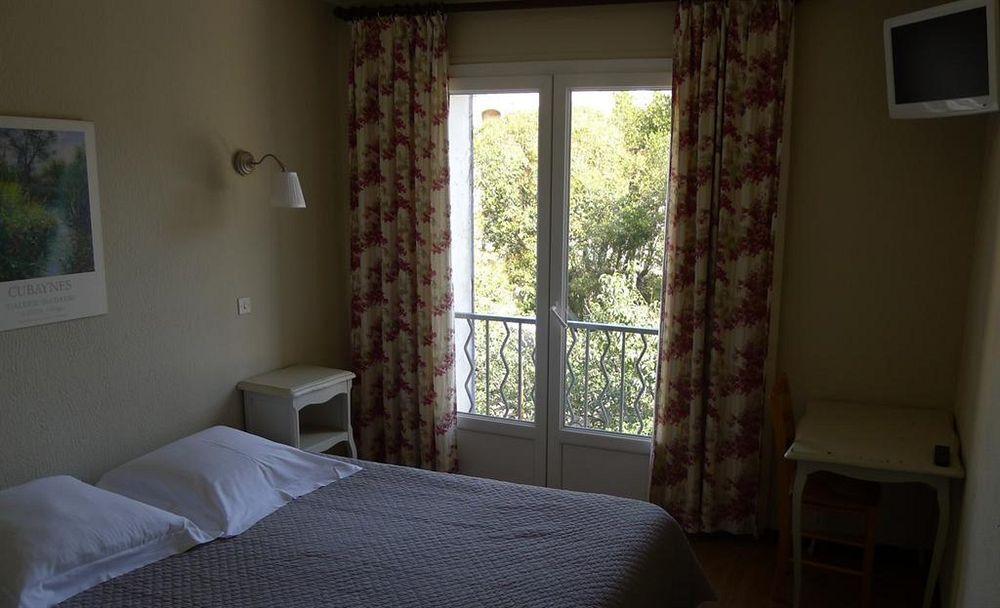 Coq Hotel Cogolin Kültér fotó