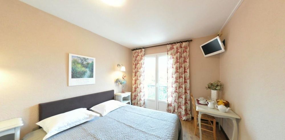 Coq Hotel Cogolin Kültér fotó