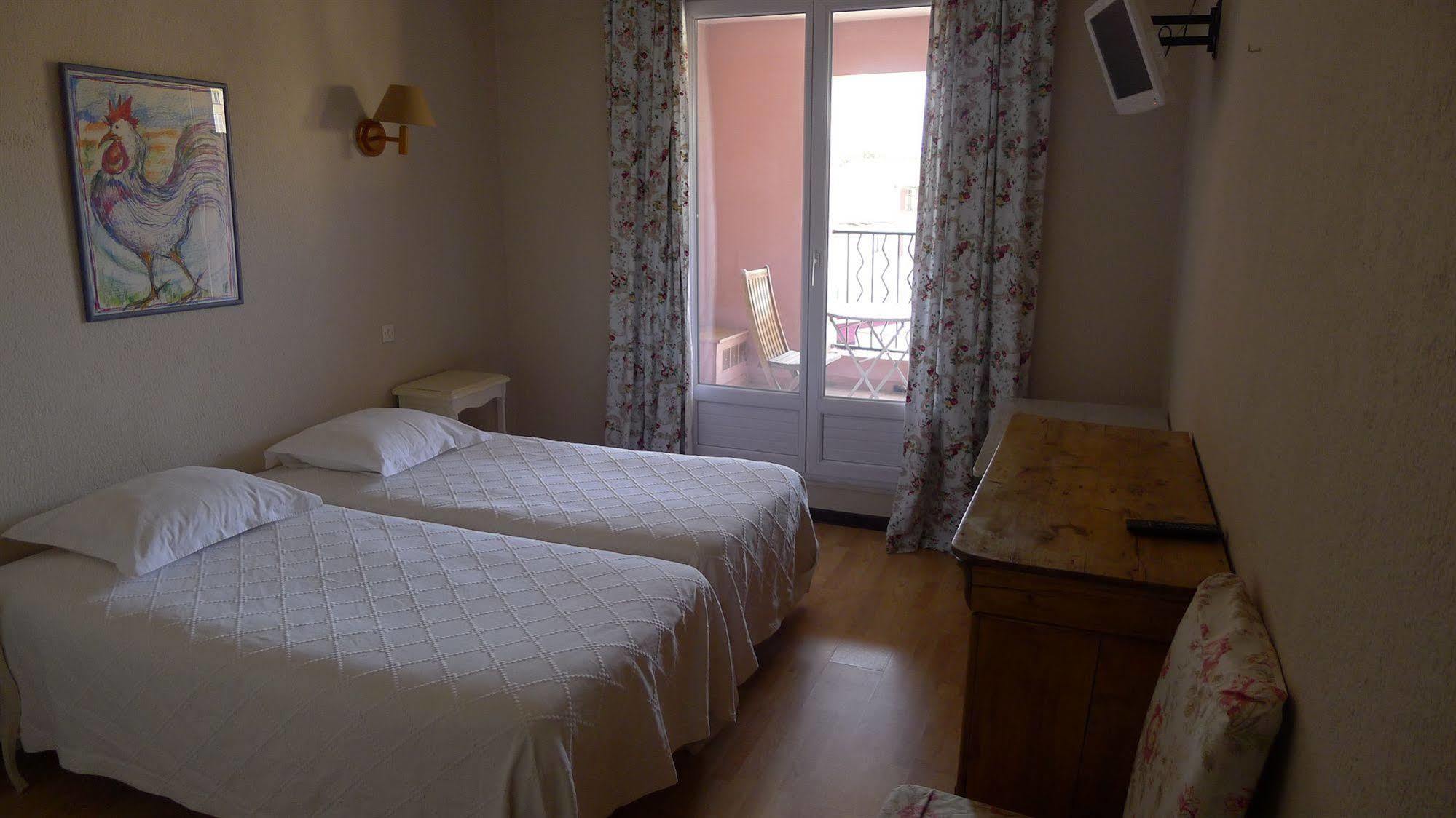 Coq Hotel Cogolin Kültér fotó